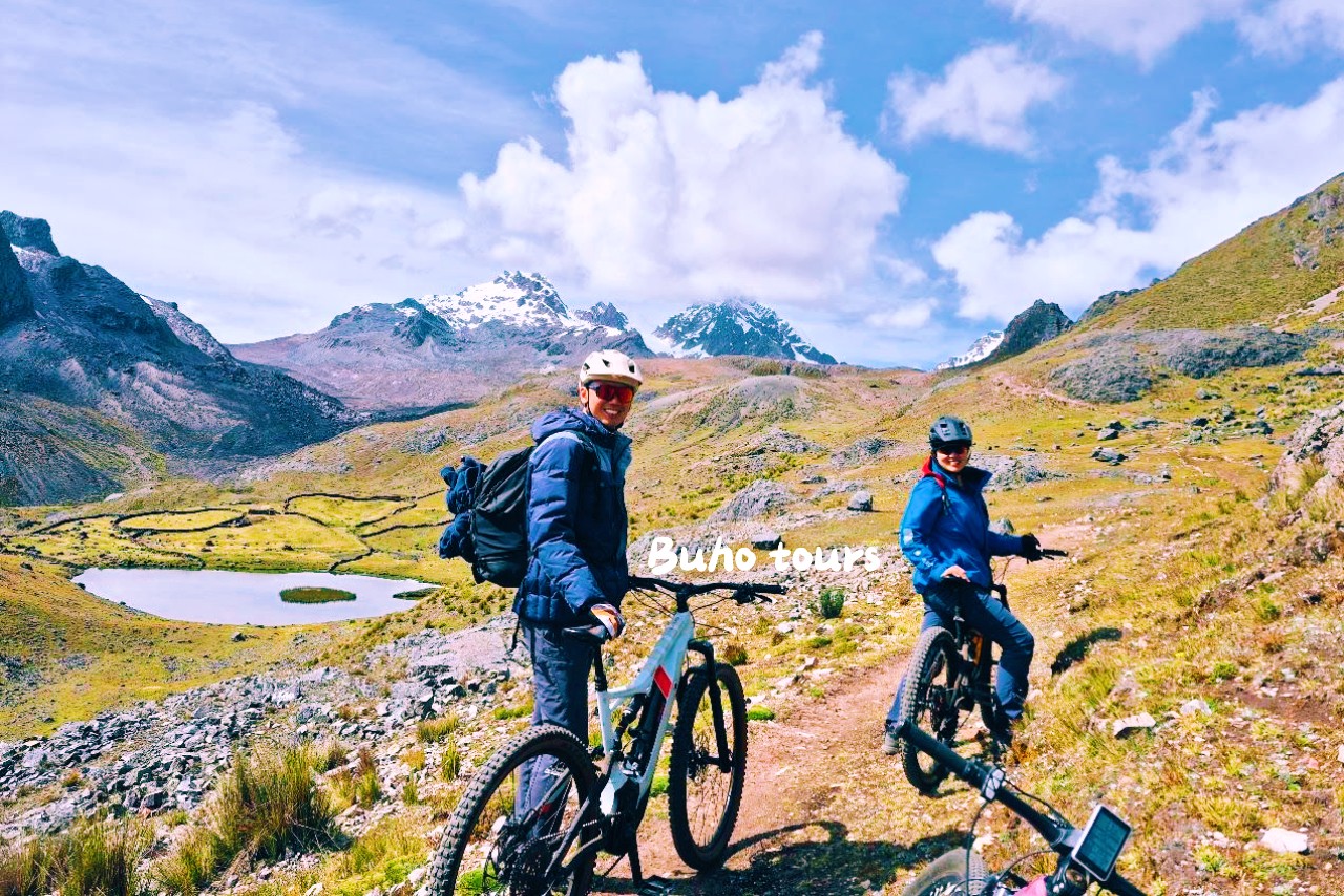 Explorando los Andes de Cusco-Peru en Bicicleta Eléctrica
